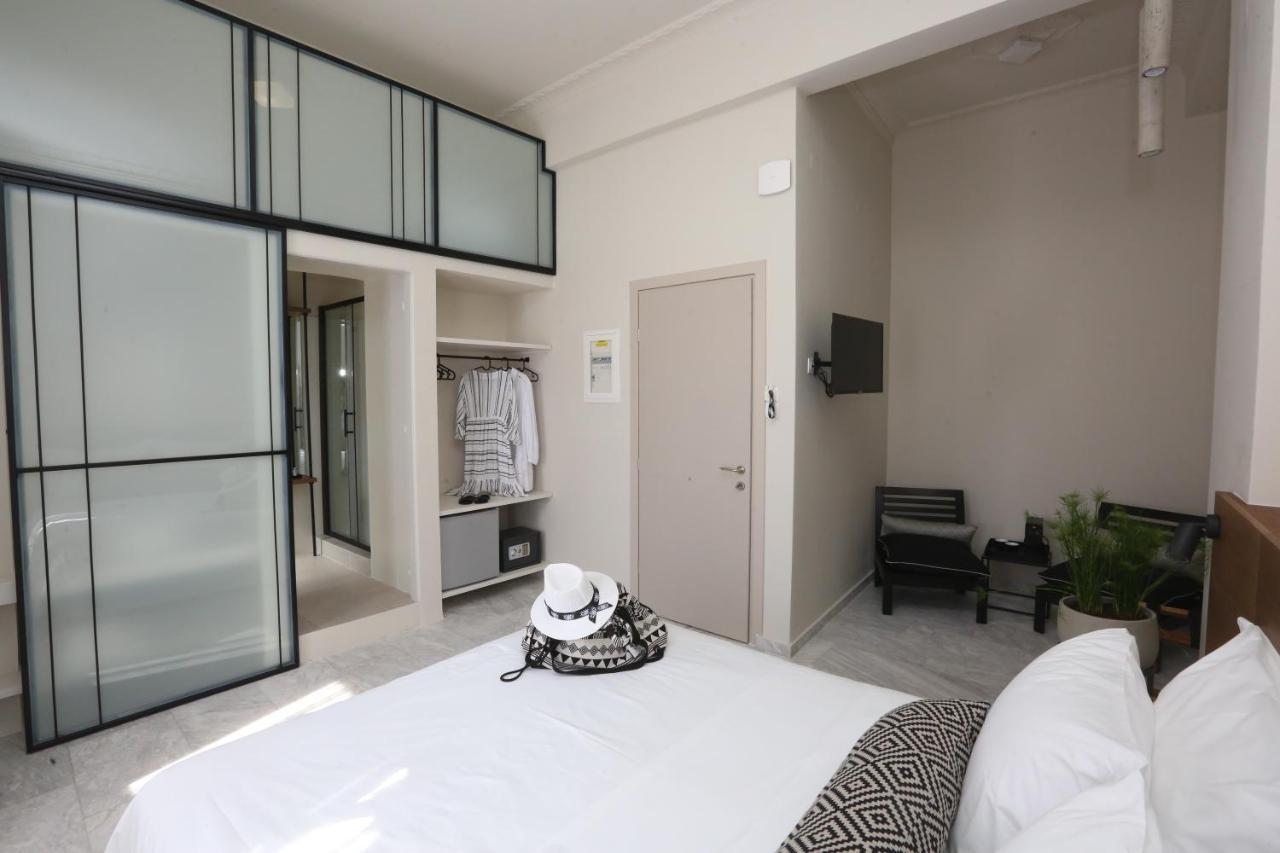 Oiko Mini Suites Ermoupoli Esterno foto