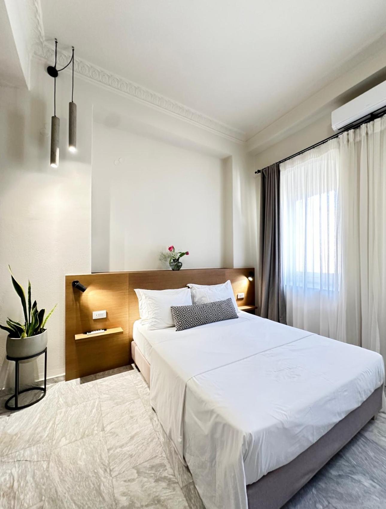 Oiko Mini Suites Ermoupoli Esterno foto