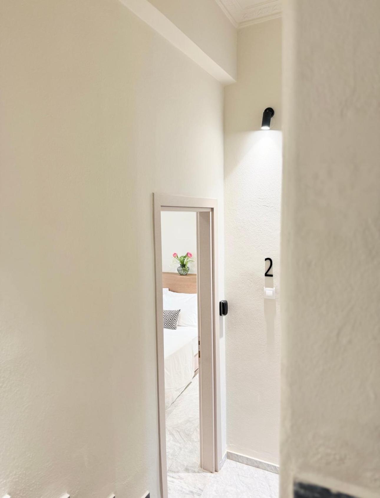 Oiko Mini Suites Ermoupoli Esterno foto
