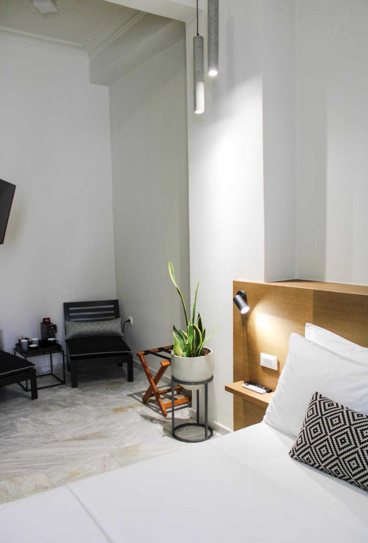Oiko Mini Suites Ermoupoli Esterno foto