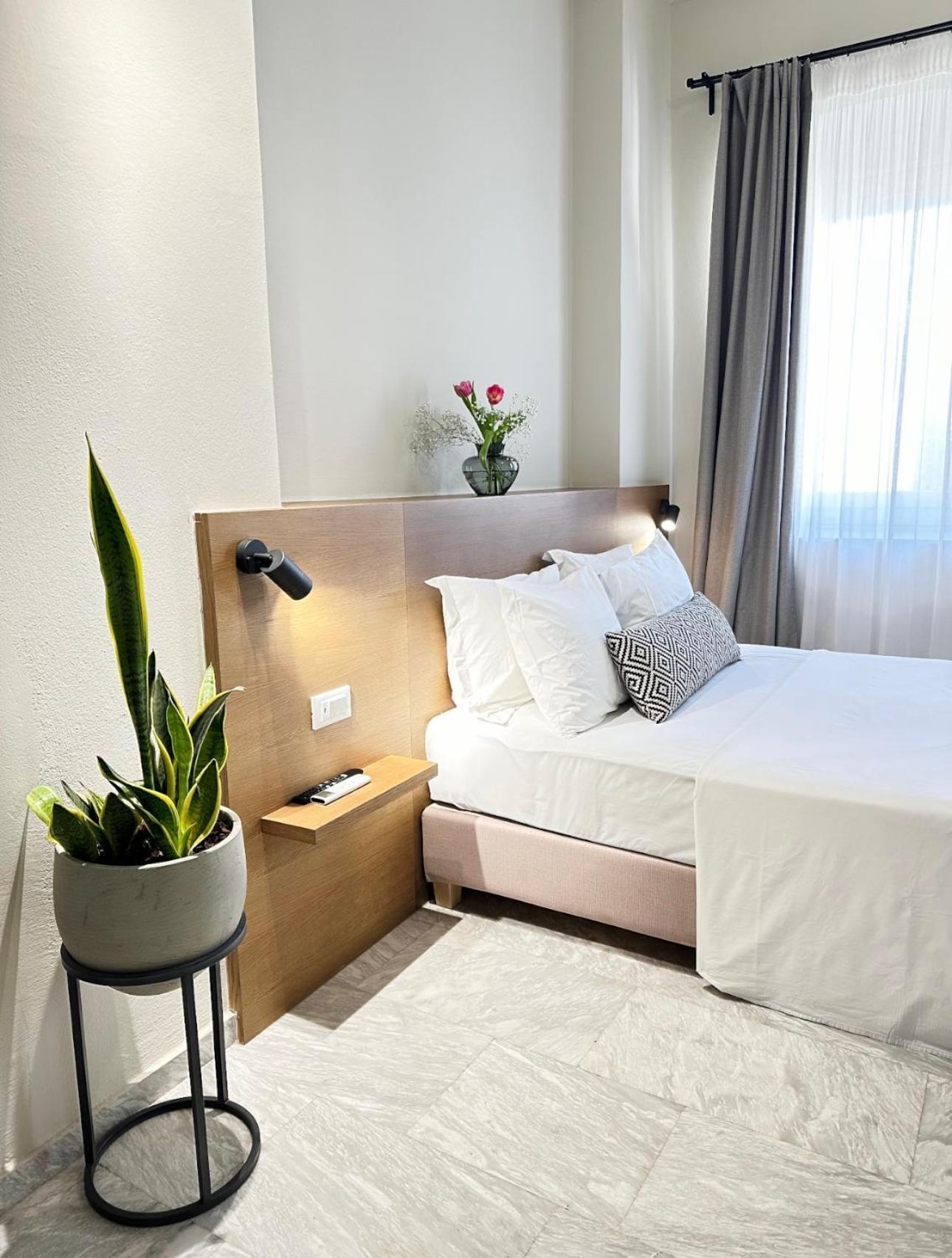 Oiko Mini Suites Ermoupoli Esterno foto