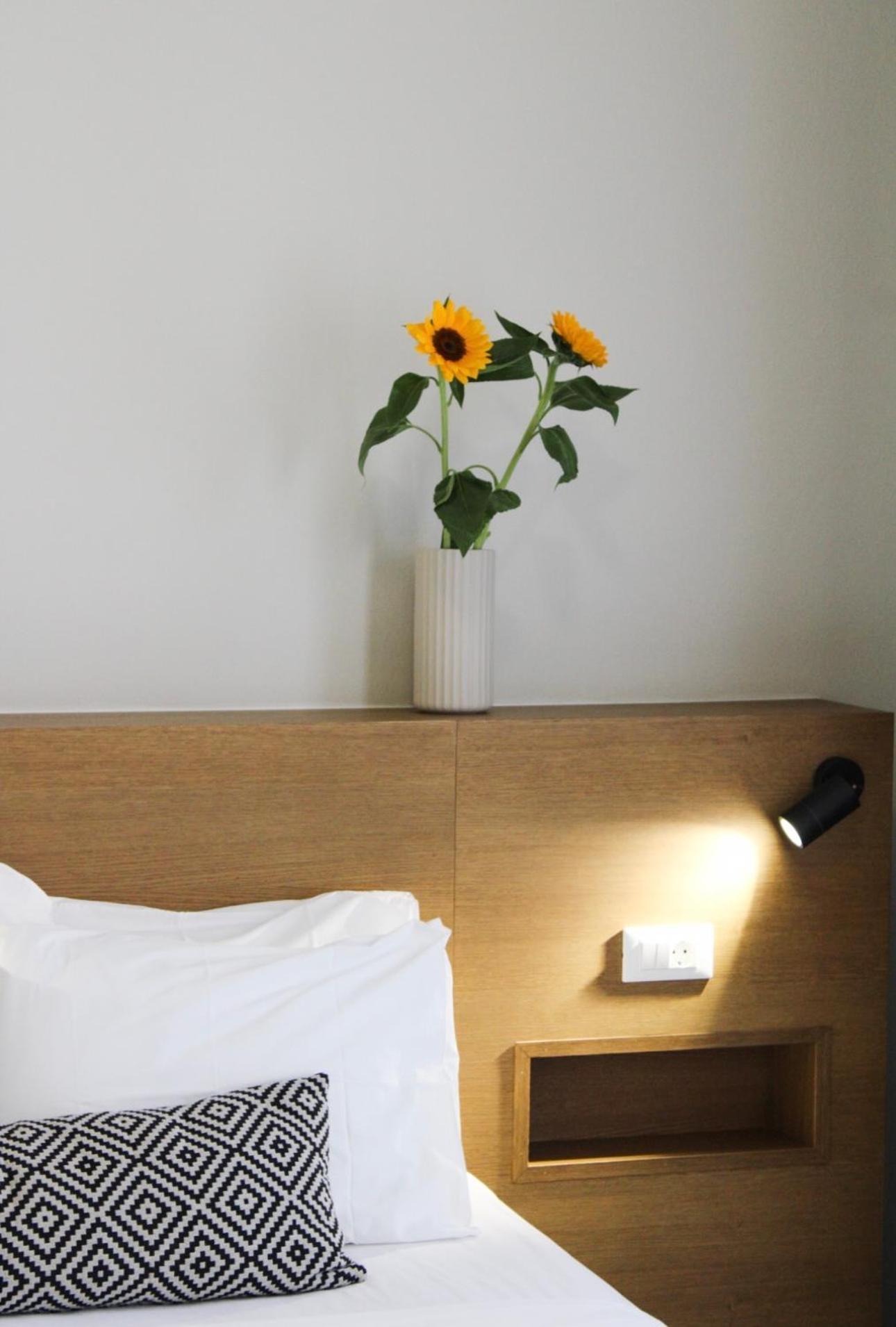 Oiko Mini Suites Ermoupoli Esterno foto