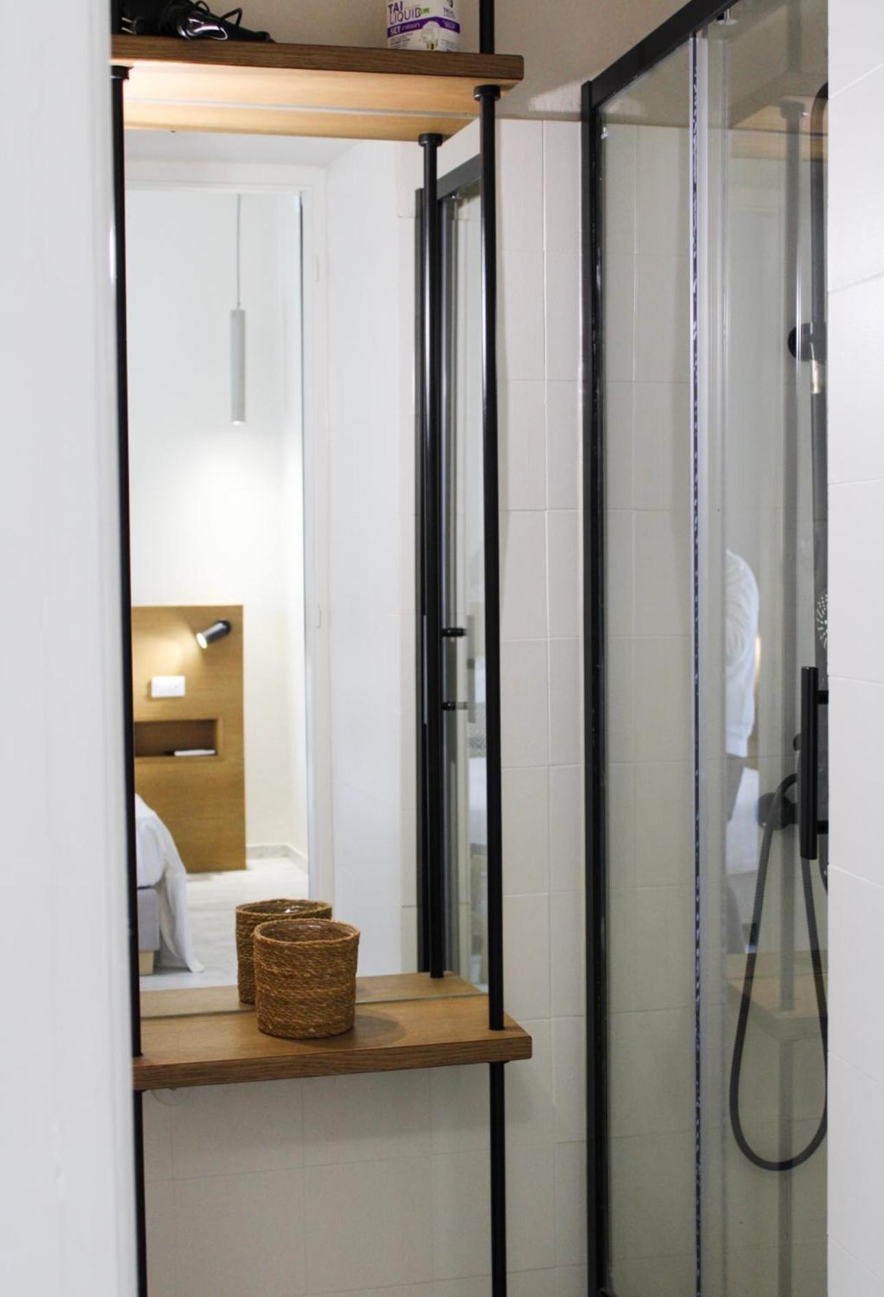 Oiko Mini Suites Ermoupoli Esterno foto